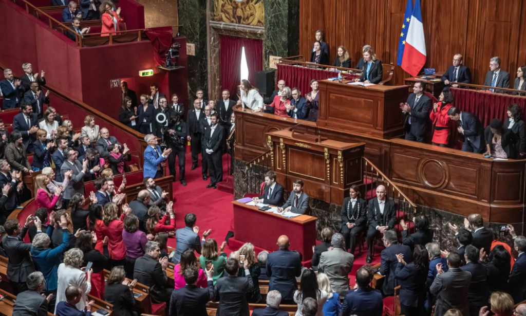 French lawmakers approved the bill in a 780-72 vote at an exceptional joint session of Parliament.