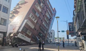 7.5 earthquake strikes Taiwan